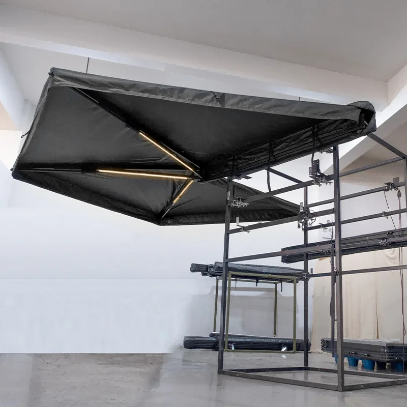 Dual-arm 270-degree freestanding awning with Integrated LED Light strips. High-stability structure from professional Manufacturer for off-road vehicles.